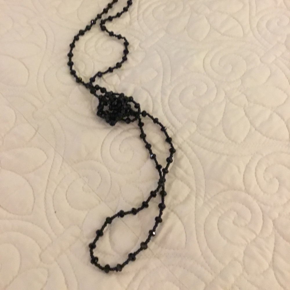New black beaded necklace